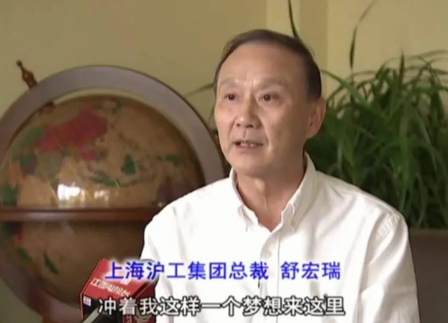 两位亿万富翁与46岁的儿子,他们的股市之路如何走下去?