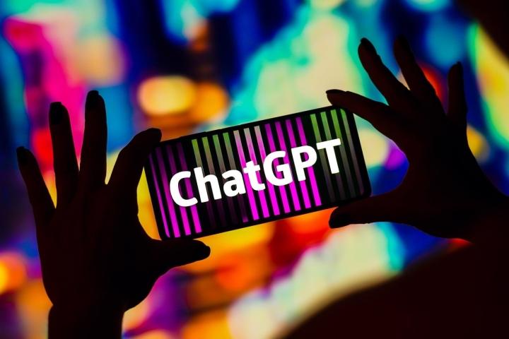 ChatGPT：科技神话的背后，我们该如何应对人工智能的‘双面性’?